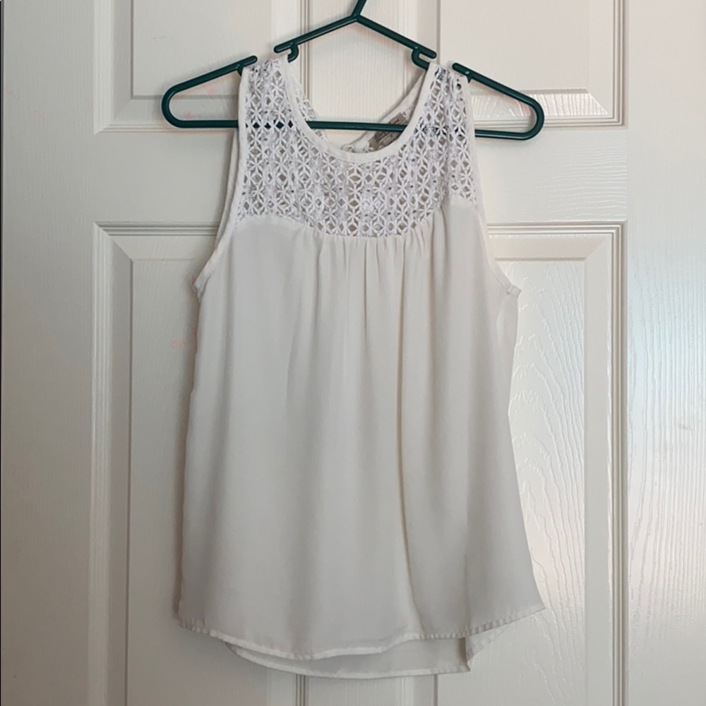 Lace top🤍 - Picture 1 of 2